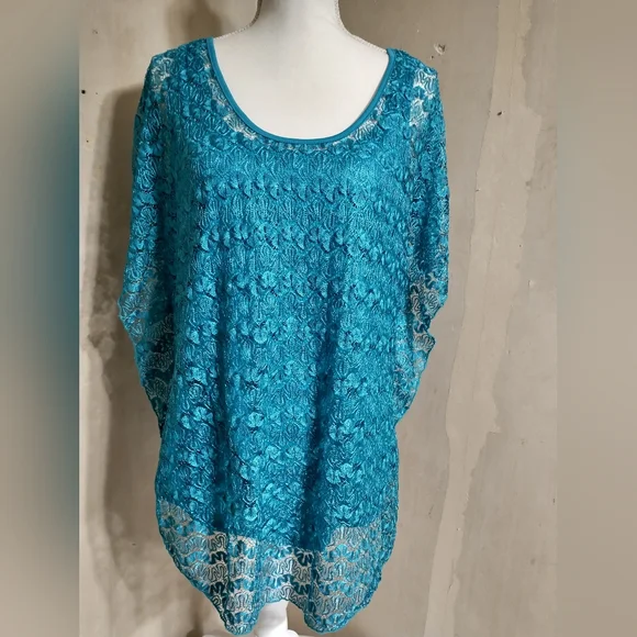 Turquoise Lace Tunic Top - Picture 7 of 11